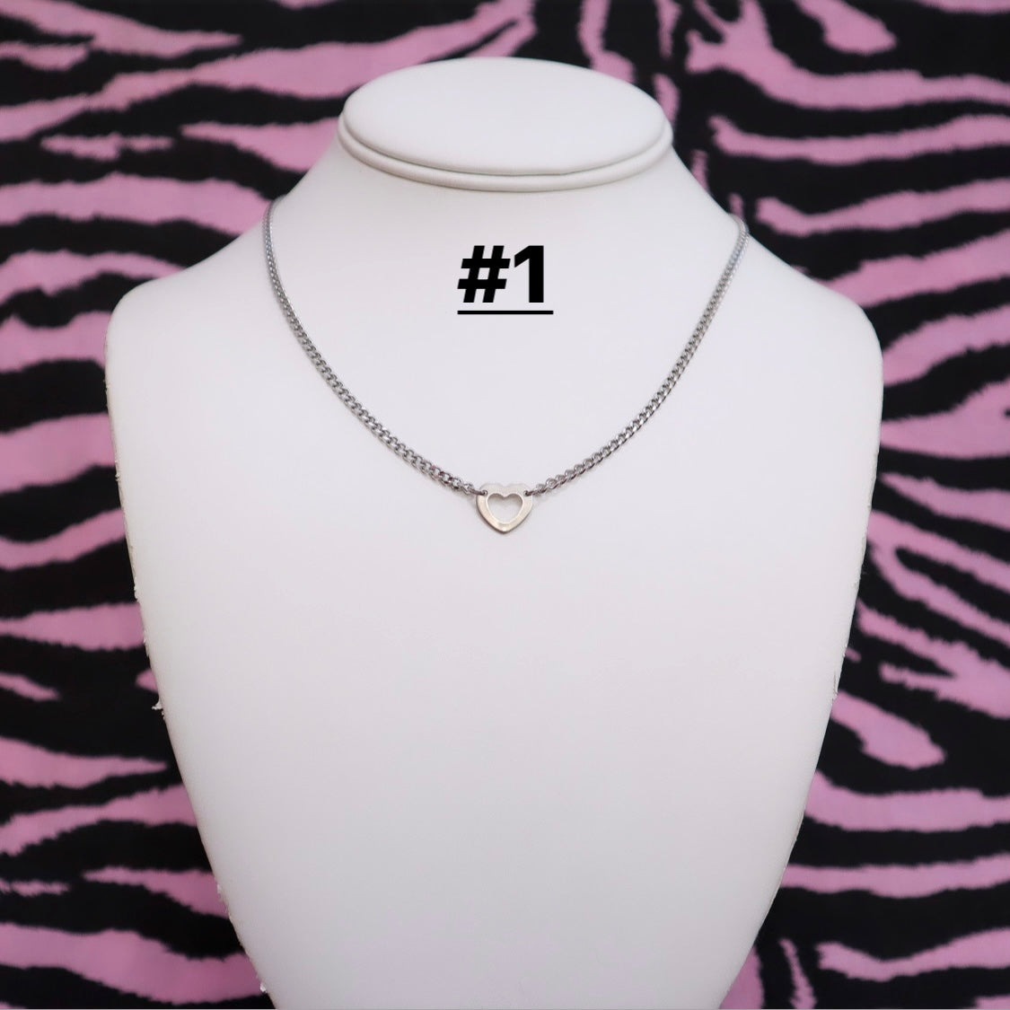 Dainty Heart Chain