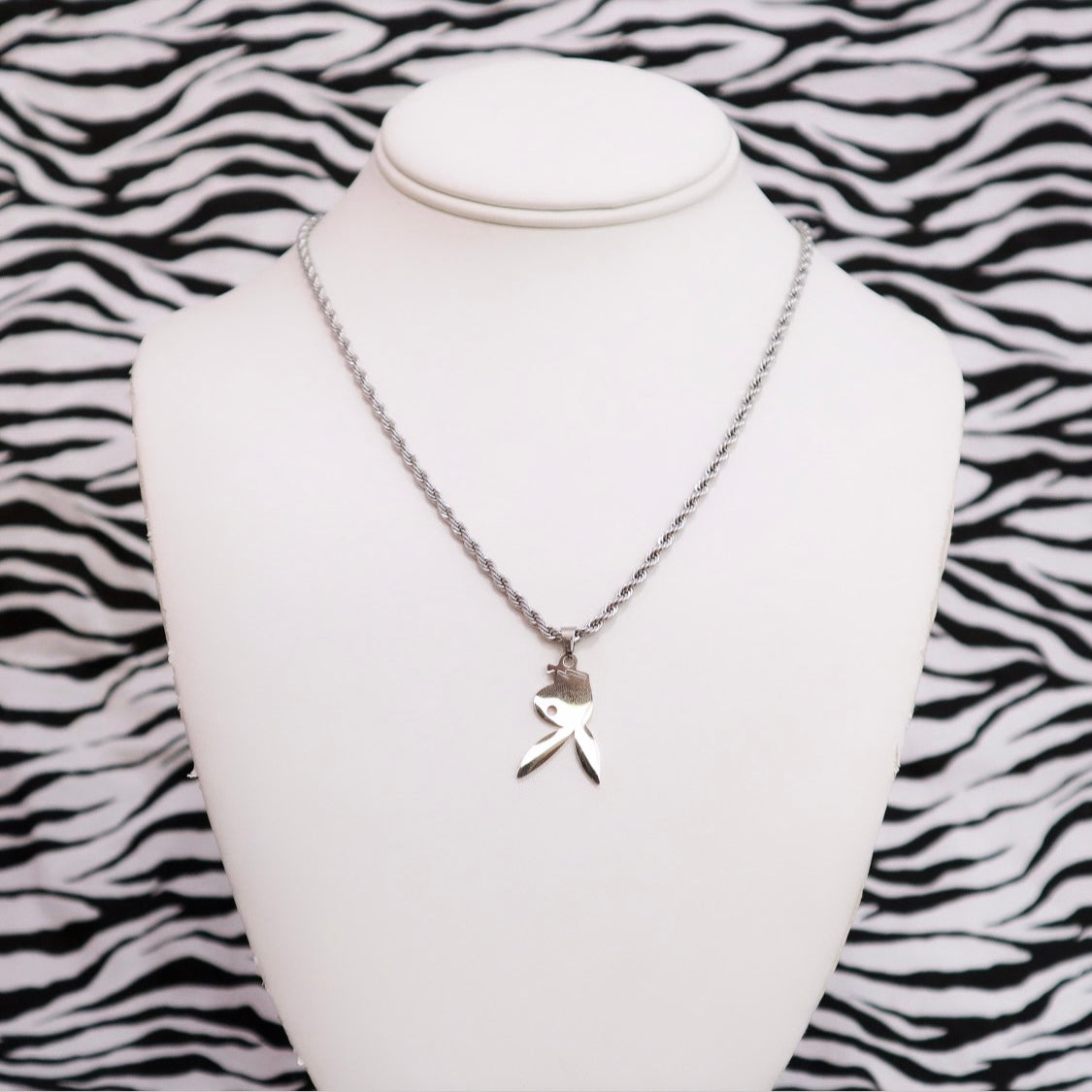 Upside Down PB Rope Chain
