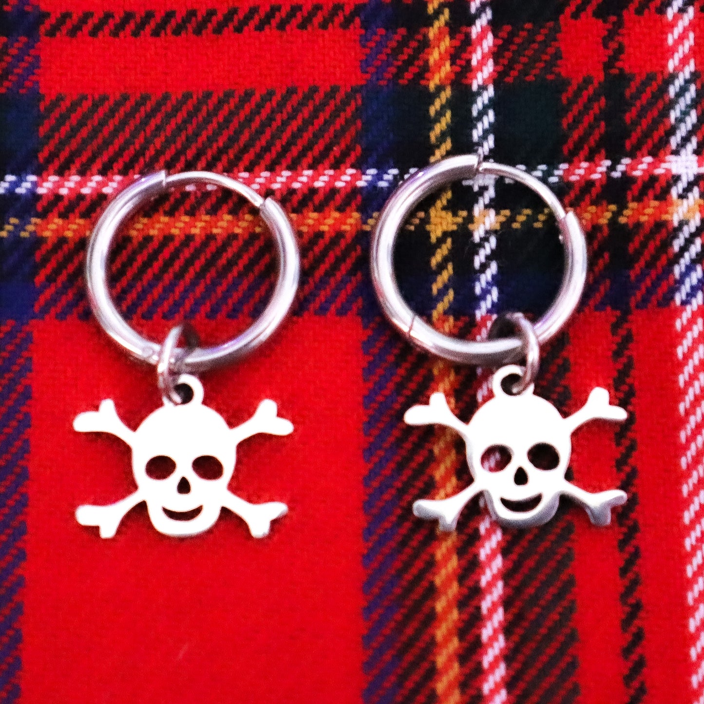 Crossbones Hoops